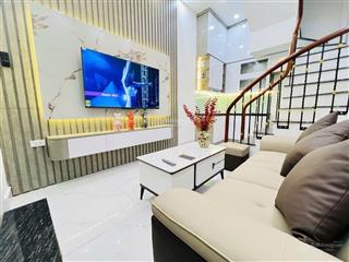 Có 102, nhỉnh 4 tỷ có nhà đống đa, gần phố khương thượng, sđcc, 20m2 4 tầng 3 ngủ, đủ nội thất.