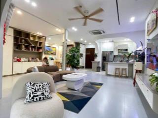 Cần bán chung cư hpc landmark 3 ngủ, 146m2 full nội thất cao cấp