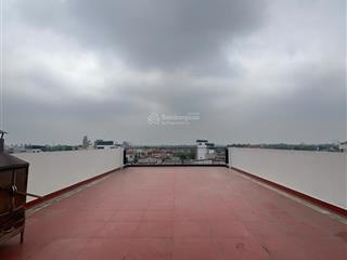 Tòa nhà đẳng cấp quý tộc  6 tầng thang máy  oto vào nhà  mặt tiền khủng