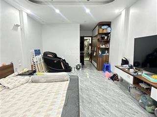 Phân lô  ô tô đỗ cửa  phố vip hoàng cầu  hàng hiếm hot nhất khu vực  thang máy xịn nhập khẩu