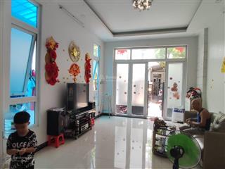 Bán nhà 68m², 4 tầng, 4pn,5wc, iện tích 5,8x12m, giá 6,3tỷ hà huy giáp , thạnh xuân,