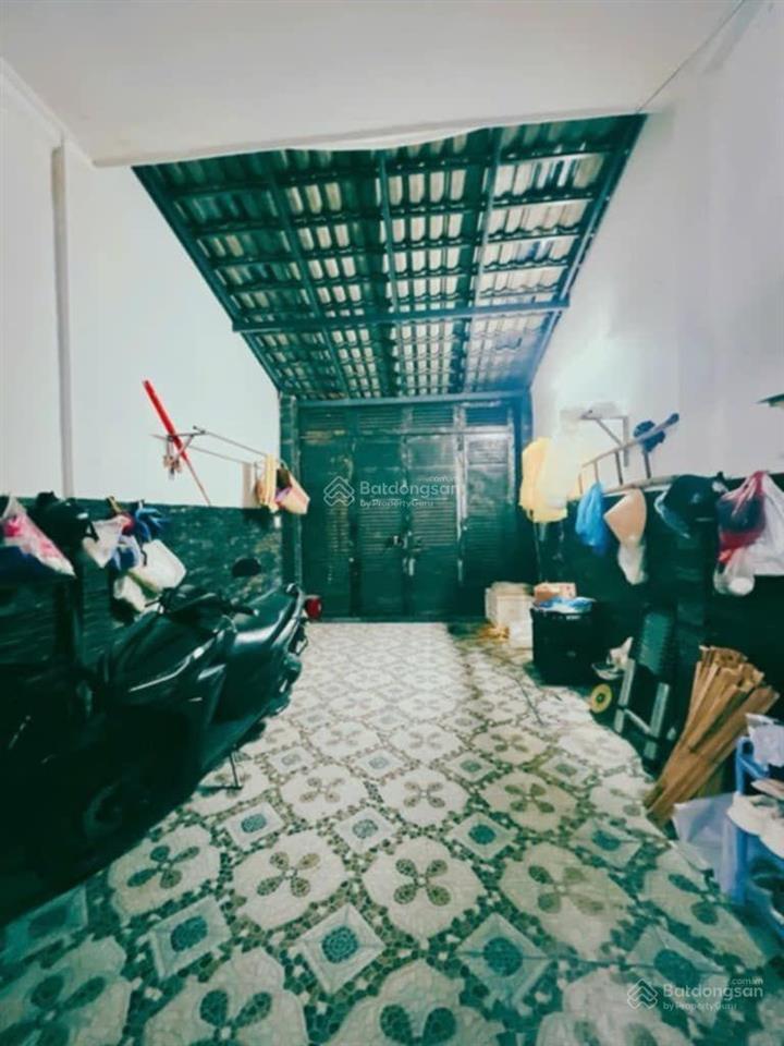 Mặt tiền đường số 4 kinh doanh sầm uất 58m 3pn sân để xe hơi  nhỉnh 6tỷ tl., phường 11  gò vấp.