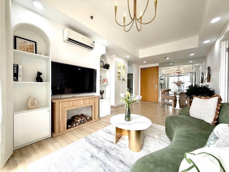 16tr/tháng  cho thuê căn 2pn 2wc  botanica premier  nhà mới đẹp tầng cao