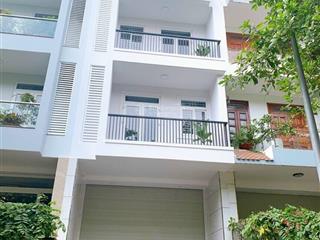 Cho thuê nhà nguyên hồng  láng hạ 45m x 5tầng ô tô đỗ cửa ngày đêm giá rẻ chỉ 18tr/tháng