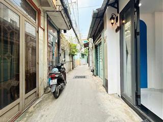 Nhà mặt tiền sát nguyễn văn nghi  xách vali vào ở ngay  nhỉnh 3 tỷ