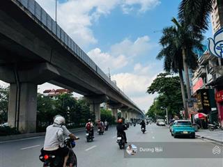Bán nhà mặt phố trường chinh  192m2  mt 8m  vỉa hè rộng kinh doanh  lô góc 3 thoáng