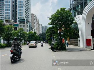 Bán nhà mặt phố gần hoàng quốc việt  nguyễn phong sắc vỉa hè 75m 5 tầng thang máy