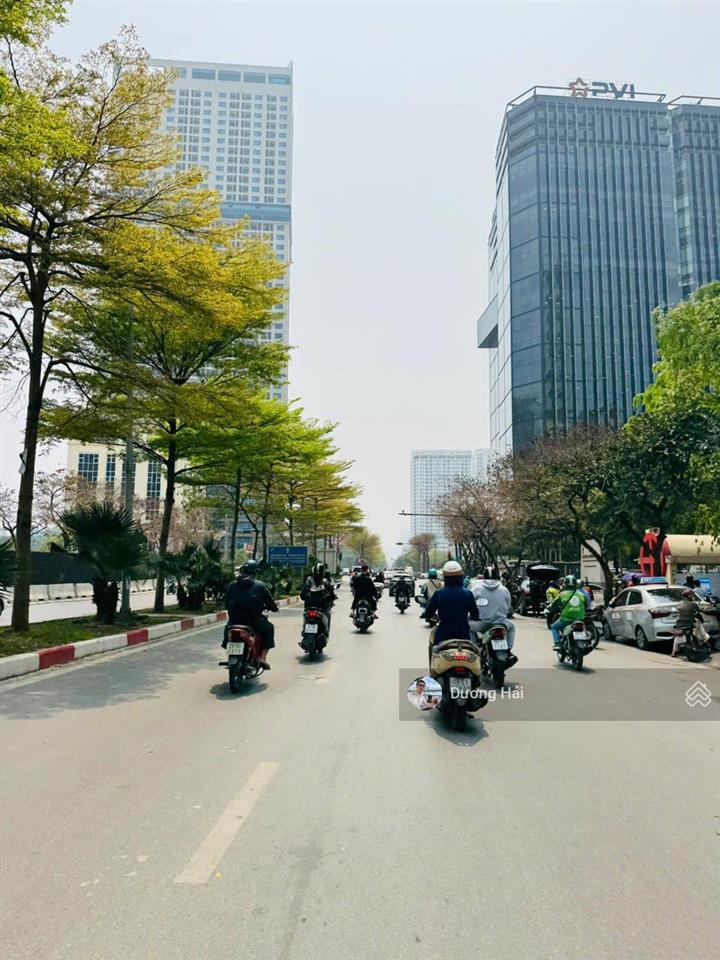 Bán nhà riêng dịch vọng cầu giấy 83m2 mt 10m lô góc ô tô kdvp vỉa hè rộng