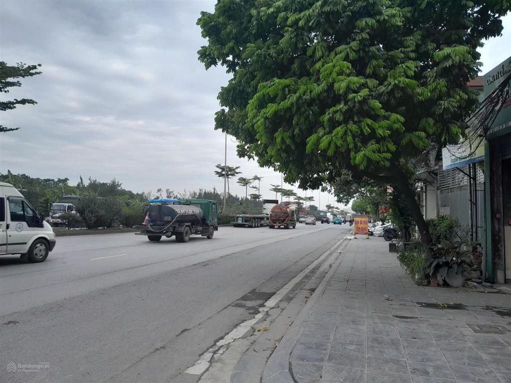 Gara, thang máy ngô gia tự, long biên, 100m*7t, 29,99 tỉ. bán gấp.