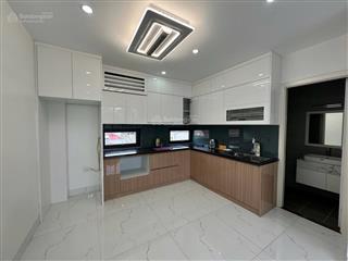 Phân lô thang máy hoàng quốc việt, cầu giấy, 60m2*7t, 24,99 tỷ. gara, ở luôn