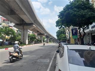 Bán nhà mặt phố hào nam, đống đa, 60m*7t, 34,45 tỉ. kinh doanh đỉnh.