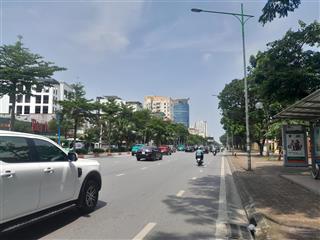 Mặt phố kim mã, ba đình, 50m*5t, 22,99 tỉ. vỉa hè, bán mọi giá.