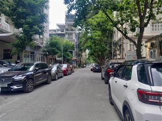 Bán biệt thự hồng hà, hoàn kiếm, 120m*3t, 44 tỉ. bán mọi giá.