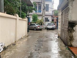 Bán nhà ngoại giao đoàn  xuân la  xđ tây hồ  ô tô đỗ  hiếm  ở luôn 40m x5 tầng  giá 6.8 tỷ .