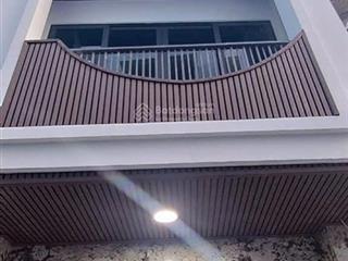 Bán nhà nguyễn văn huyên  phân lô  ô tô tránh  thông  cầu giấy 50m2 x 7 tầng  giá chỉ 18.5 tỷ