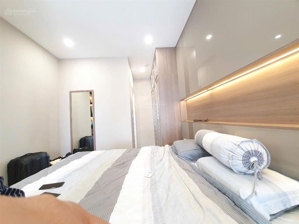Cho thuê gấp căn hộ cao cấp 80m² kingston residence 2pn 2wc, nhà mới, vào ở liền 18 triệu