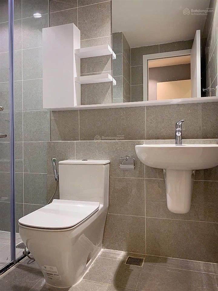 Cho thuê gấp căn hộ 72m2 terra royal 2pn 2wc nội thất , nhận nhà ngay giá 19tr/th 0902 202 ***