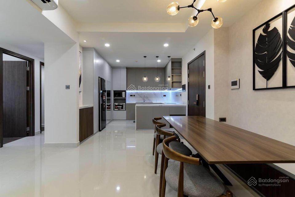 Chính chủ bán căn hộ 75m2 newton lầu cao thoáng mát, 2pn 2wc nội thất full giá 5,4 tỷ 0902 202 ***