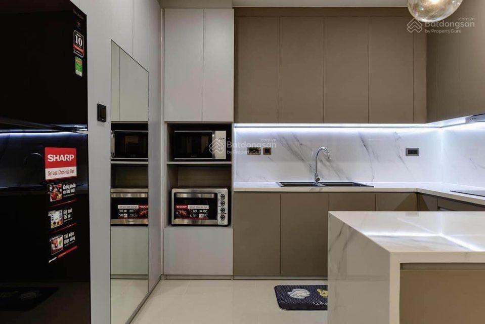 Chính chủ bán căn hộ 75m2 newton lầu cao thoáng mát, 2pn 2wc nội thất full giá 5,4 tỷ 0902 202 ***