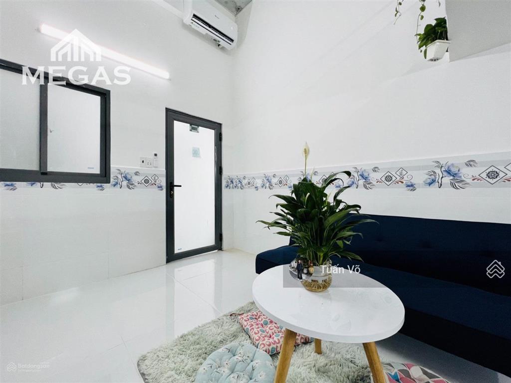 Cho thuê phòng trọ giá rẻ, gác cao 2m rộng ngay hương lộ 2