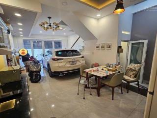 Vip quận 10 4 tầng 65m2 vị trí kd hẻm 12m như mặt tiền hàng xóm hà đô cách mạng tháng 8
