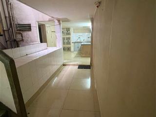 Bán căn hộ 99,8m2 tại mặt tiền đường hùng vương quận 5  giá 3,3 tỷ