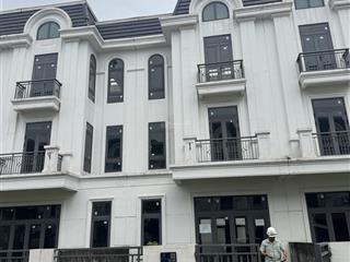 Chính chủ cắt lỗ căn liền kề kđt crown villas tp thái nguyên, 132m2/căn 6,68 tỷ