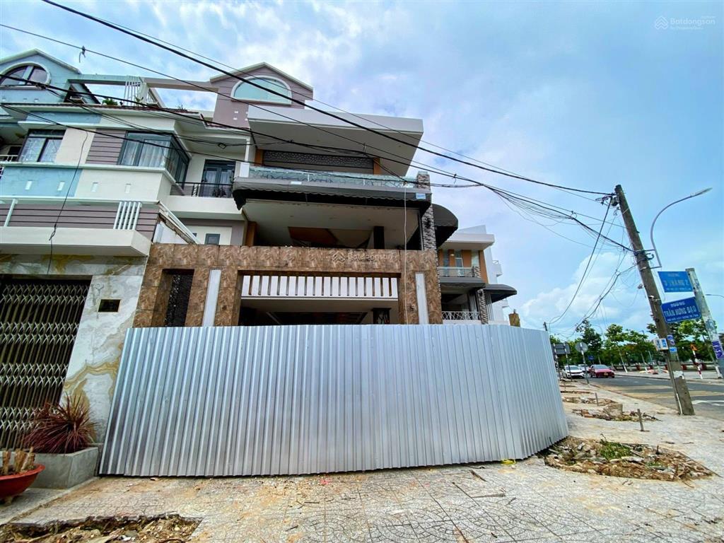 Cho thuê mặt bằng kinh doanh góc đường 3/2 và trần hưng đạo, phường vĩnh thanh vân, tp. rg, kg