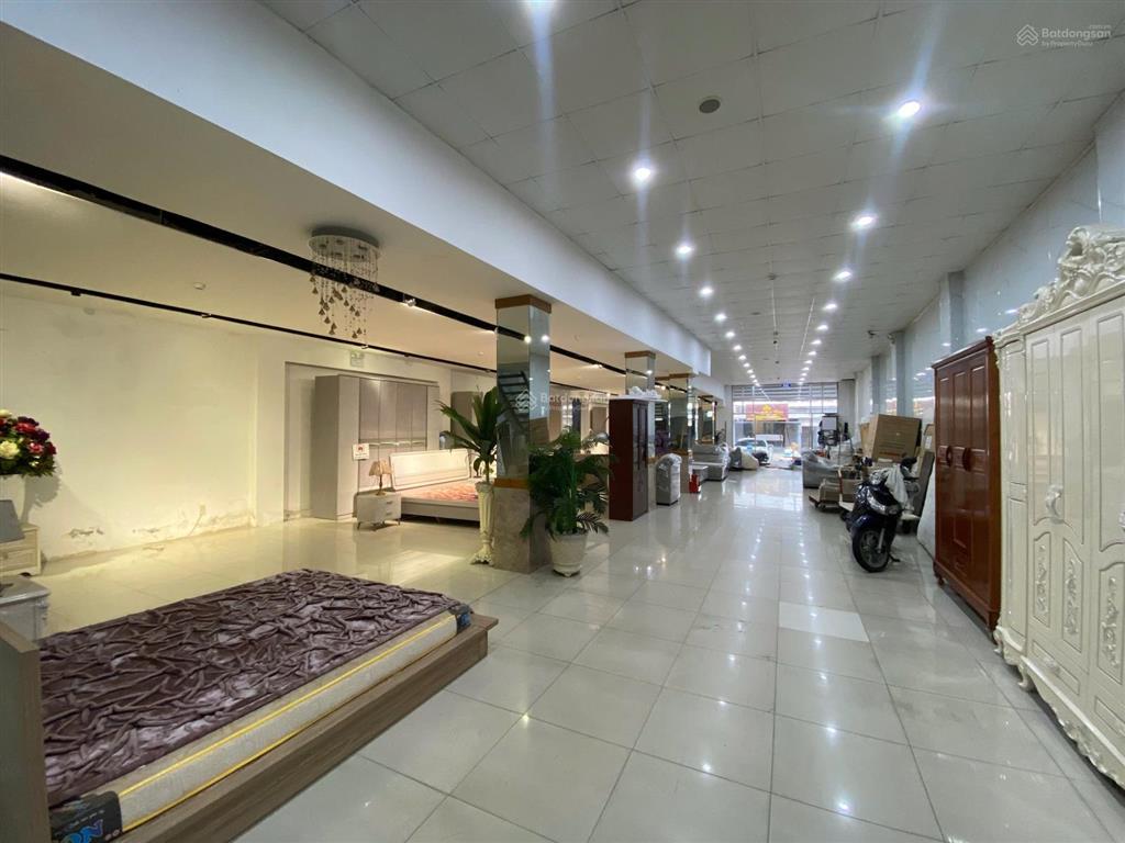 Cho thuê mặt bằng kinh doanh dt hơn 1500m2 hai mặt tiền đường nguyễn trung trực, rạch giá, an giang