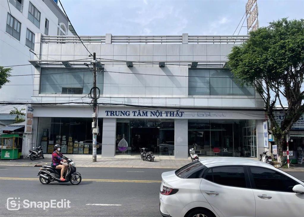 Cho thuê mặt bằng kinh doanh dt hơn 1500m2 hai mặt tiền đường nguyễn trung trực, rạch giá, an giang