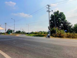 Cho thuê hơn 2400m2 đất góc ngã 3 tuyến tránh, phường vĩnh hiệp cũ, rạch giá, kiên giang