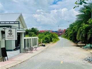 Đất rẻ nhất phường phú hữu, tp. thủ đức. dt 120m2 chỉ 3,x tỷ, trước đất 10m có vỉa hè cây xanh