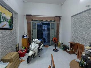 Cần bán nhanh! bán đất tặng nhà 1 lầu 72m2 giá chỉ 3,9 tỷ. diện tích 72m2, ngang 4m. sổ hồng riêng