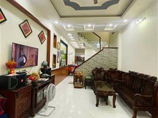 Giảm 300tr bán gấp nhà 1 trệt 2 lầu 73m2 chỉ 5,6 tỷ  p.long trường, q9