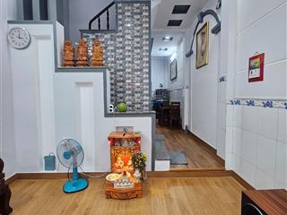 Bán nhà nguyễn khoái quận 4  4 tầng  50m2  chỉ 5 tỷ  bề ngang 4m