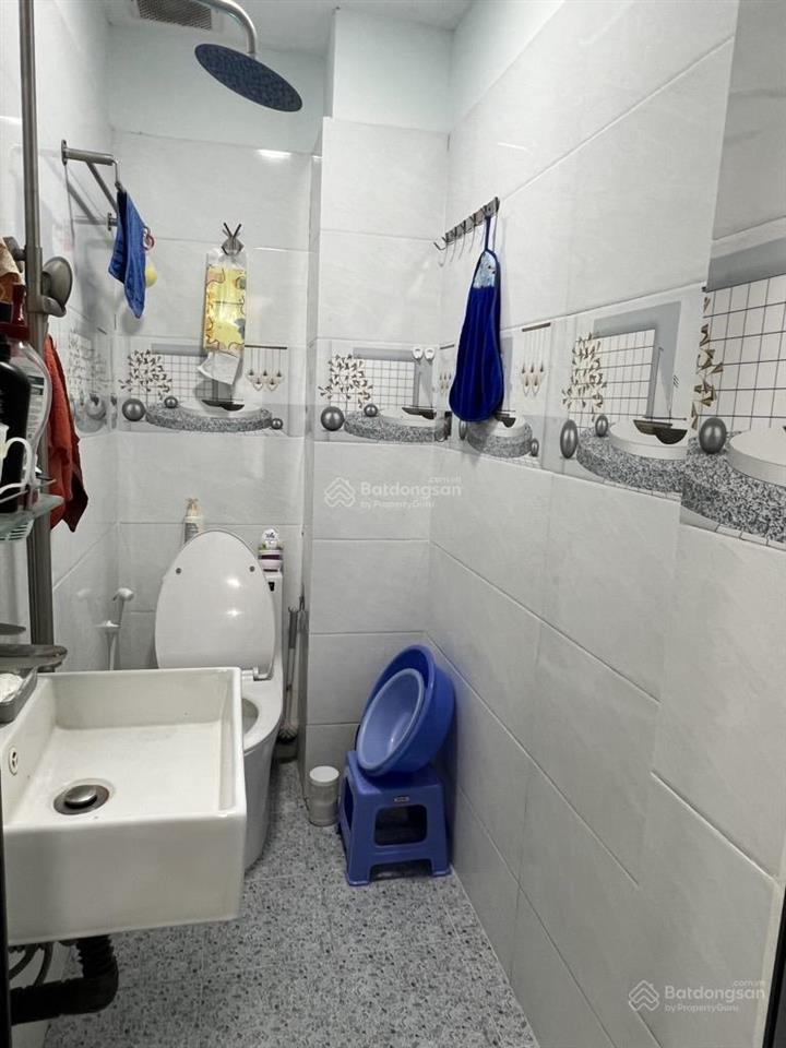 Bán nhà tân vĩnh quận 4  hẻm ôtô  4 tấm đúc  32m2  chỉ 5 tỷ  khu dân trí cao an ninh