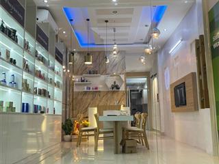Bán nhà mặt phố 315 hoàng văn thụ, quy nhơn 8,4 tỷ, 56m2, chính chủ không qua trung gian