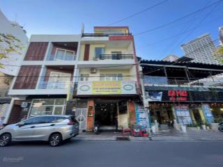 Bán nhà 3 tầng view biển hòn chồng dt 97,9m2 đường 16m, full nội thất căn hộ cao cấp, 17,4 tỷ có tl
