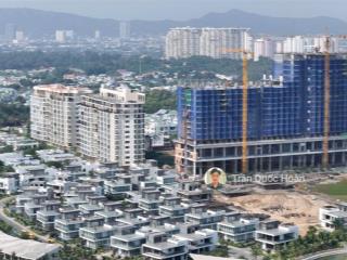 Bán căn góc alaric, 68m2, 2pn  2wc, tầng cao, căn góc, view biển, full nội thất 5*, giá chỉ 5 tỉ