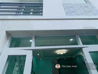 Bán nhà 1 trệt 1 lầu hẻm 25 lê lợi, phường 4, tp. vũng tàu, 30m², 2pn, giá 2,4 tỷ thương lượng nhẹ