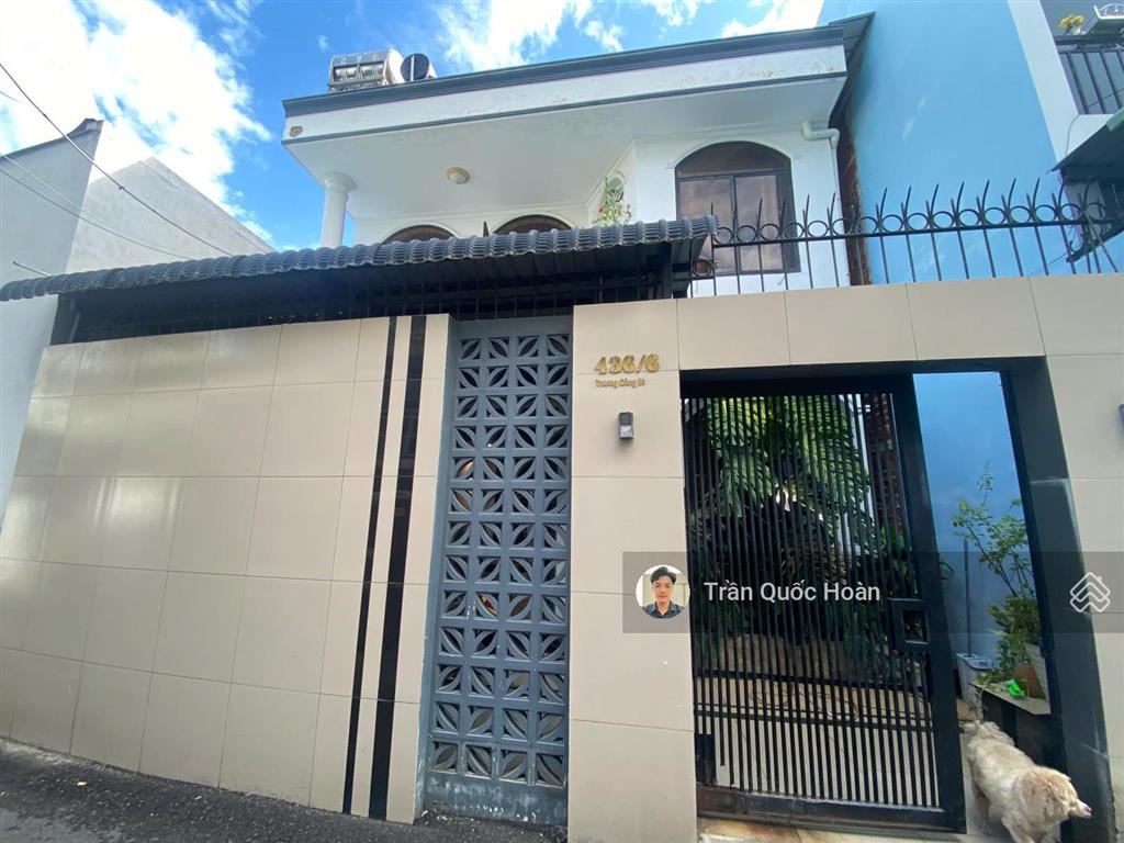 Bán nhà lô góc trương công định, p8 vũng tàu, 118m2 thổ cư, dòng tiền 20tr/tháng giá 9,3 tỉ