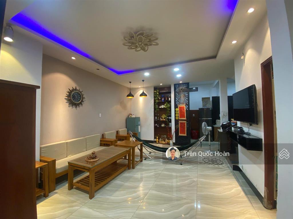 Bán nhà lô góc trương công định, p8 vũng tàu, 118m2 thổ cư, dòng tiền 20tr/tháng giá 9,3 tỉ