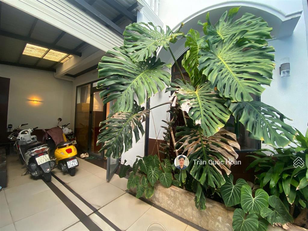 Bán nhà lô góc trương công định, p8 vũng tàu, 118m2 thổ cư, dòng tiền 20tr/tháng giá 9,3 tỉ