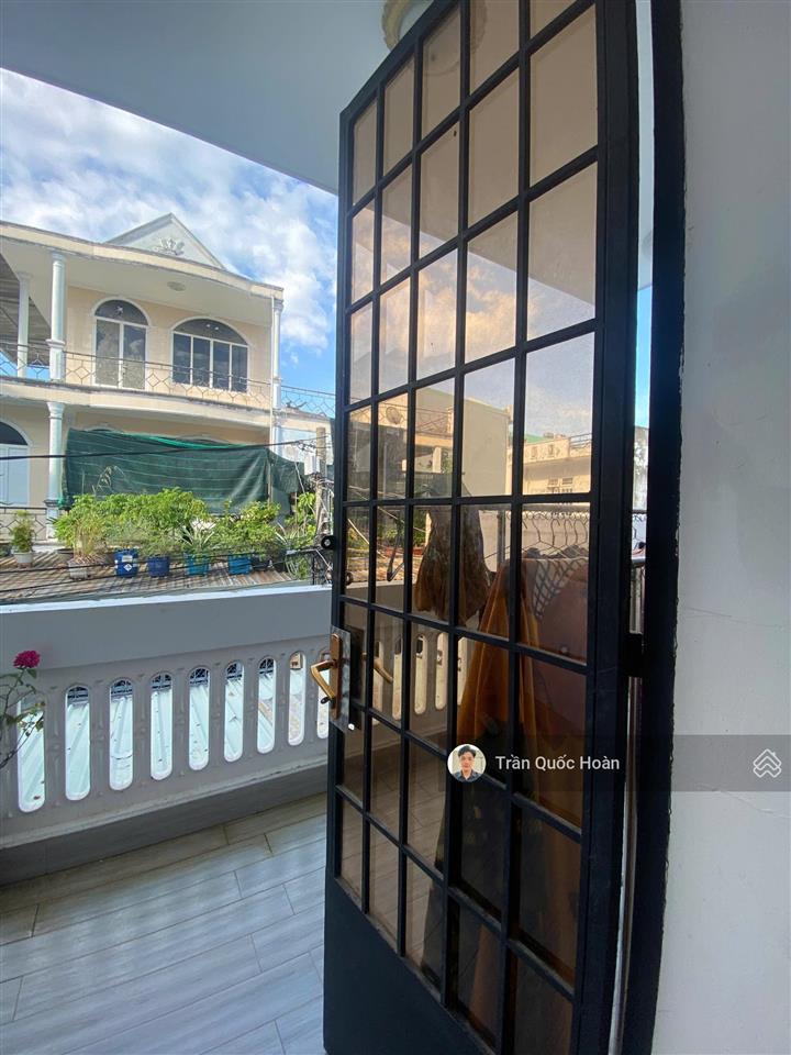 Bán nhà lô góc trương công định, p8 vũng tàu, 118m2 thổ cư, dòng tiền 20tr/tháng giá 9,3 tỉ