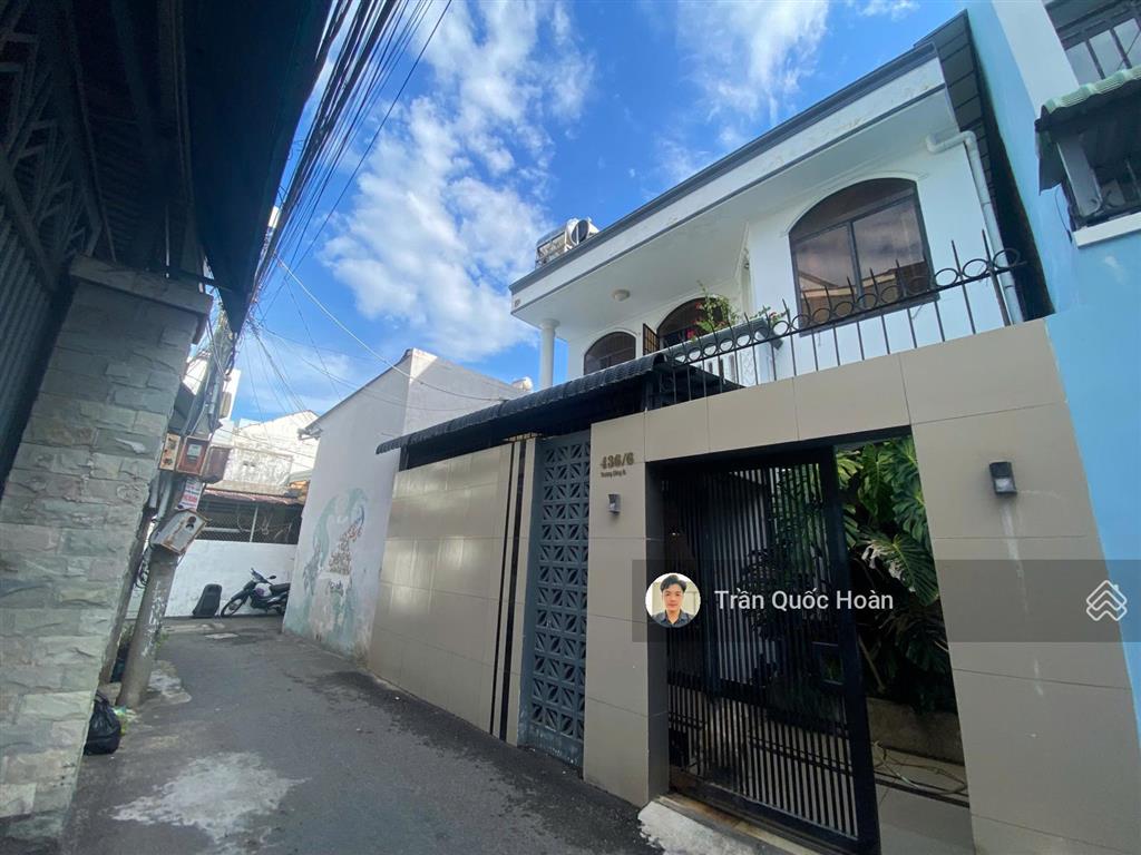 Bán nhà lô góc trương công định, p8 vũng tàu, 118m2 thổ cư, dòng tiền 20tr/tháng giá 9,3 tỉ