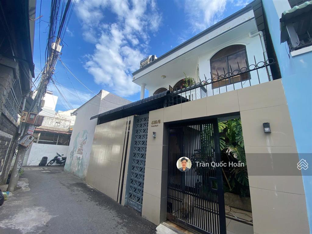 Bán nhà lô góc trương công định, p8 vũng tàu, 118m2 thổ cư, dòng tiền 20tr/tháng giá 9,3 tỉ