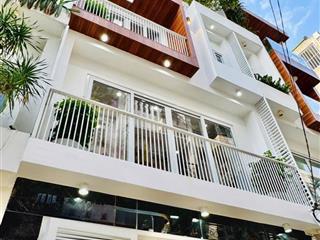 Nhà đẹp 4 phòng ngủ cao cấp ô tô đỗ cửa ngay gần city land  o933.1639.69