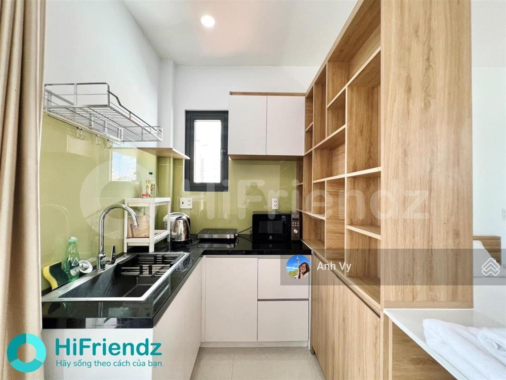 Căn hộ tách bếp  diện tích rộng  chỉ tính điện ngay ubnd q2