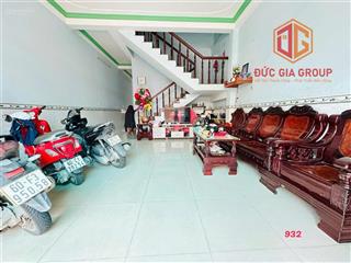 Bán nhà 1 trệt 1 lầu  90m²  kdc tân phong, gần công viên  4,3 tỷ