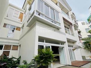 Biệt 3 tầng thự khuôn đất rất đẹp 14x18m, đường lê văn sỹ, quận 3